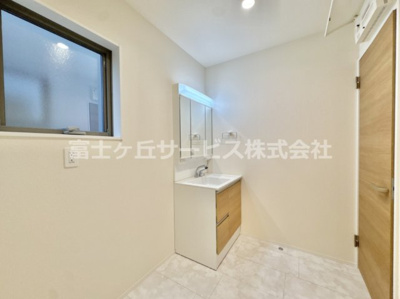 【脱衣所】 | 豊川市諏訪西町1丁目 59期 新築一戸建て 3号棟 | 脱衣場です