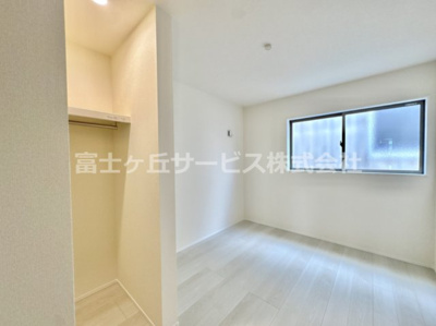 【洋室】 | 豊川市諏訪西町1丁目 59期 新築一戸建て 3号棟 | スタンダードな洋室です