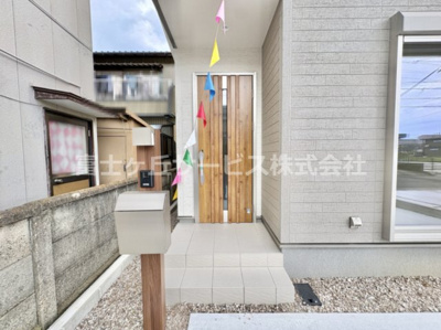 【エントランス】 | 豊川市諏訪西町1丁目 59期 新築一戸建て 3号棟 | エントランスです