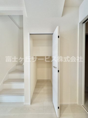【収納】 | 豊川市諏訪西町1丁目 59期 新築一戸建て 3号棟 | 十分な収納スペースがあります