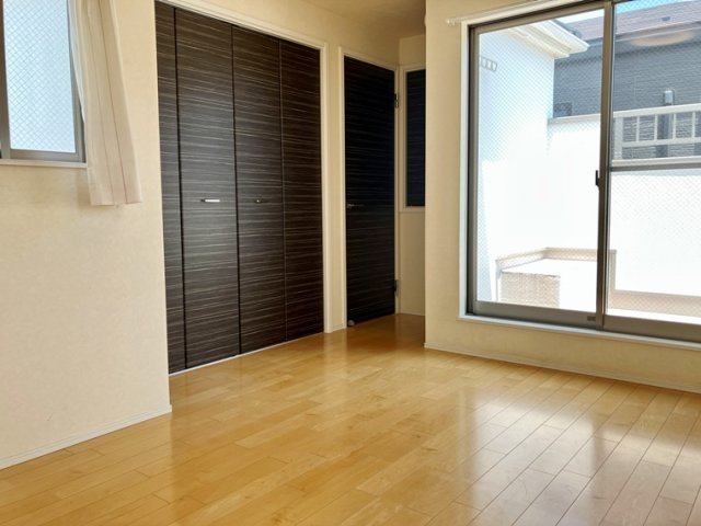 小倉戸建の寝室