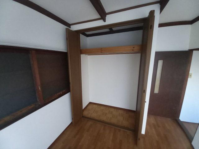 【収納】 | 高槻市赤大路町　貸家