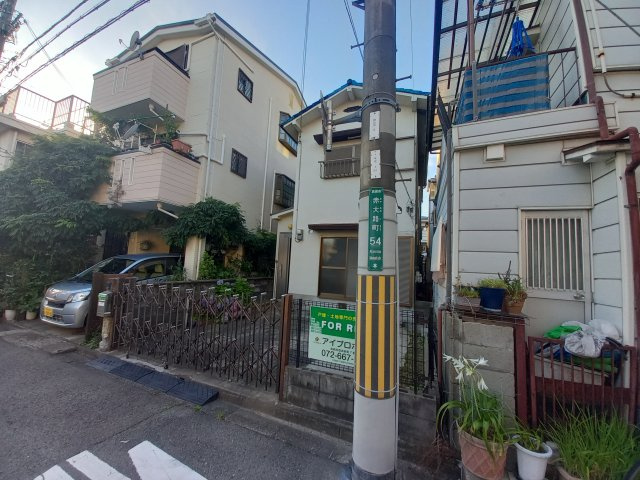 【外観】 | 高槻市赤大路町　貸家