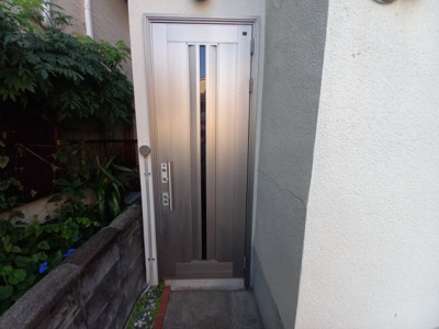 【エントランス】 | 高槻市赤大路町　貸家