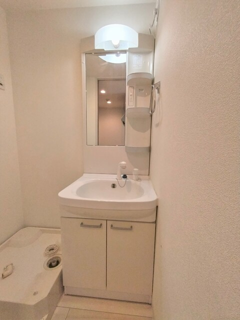 他部屋参考写真です。