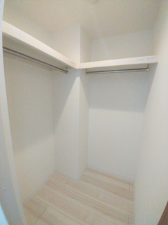 他部屋参考写真です。