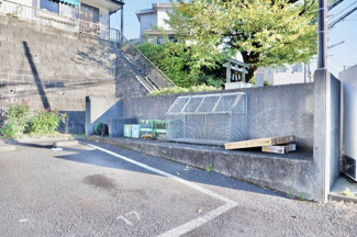 ゴミ捨て場♪