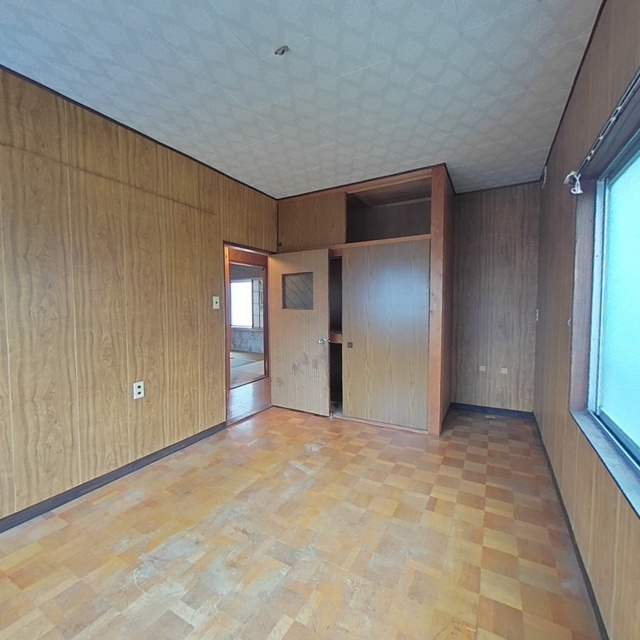 岐阜市長森本町１丁目の一戸建ての居間・リビング