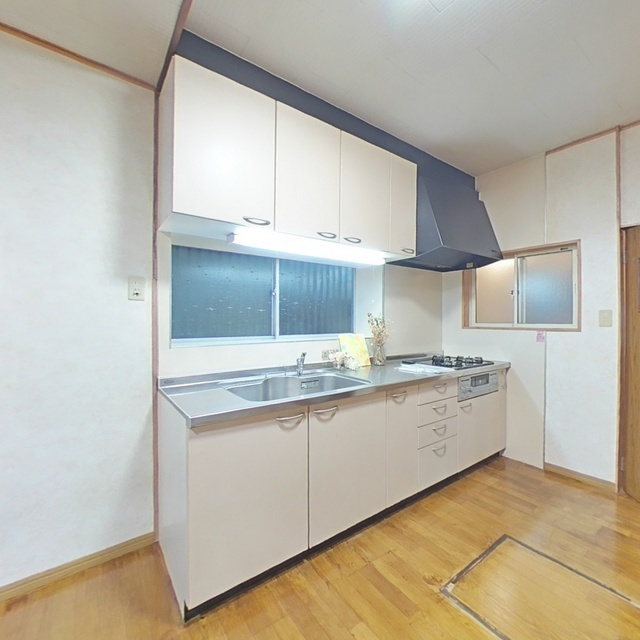 岐阜市長森本町１丁目の一戸建てのキッチン