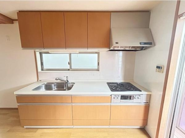 枚方市 野村中町　中古 一戸建てのキッチン