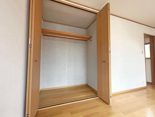 枚方市 野村中町　中古 一戸建ての収納