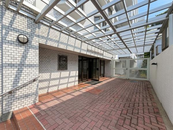 扶桑ハイツ南太田のエントランス|管理体制がよく清掃が行き届いています。
綺麗なエントランス！