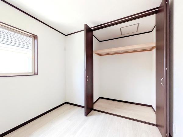 横浜市都筑区川和町の中古一戸建の収納|豊富な収納スペース。
収納が多いと、お部屋が広く使えます！