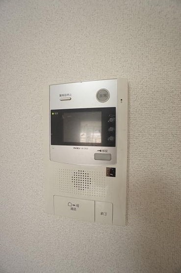 【セキュリティ】 | ロイヤルコンフォート草香江II