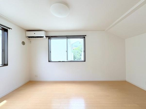 横浜市中区打越の中古一戸建の子供部屋