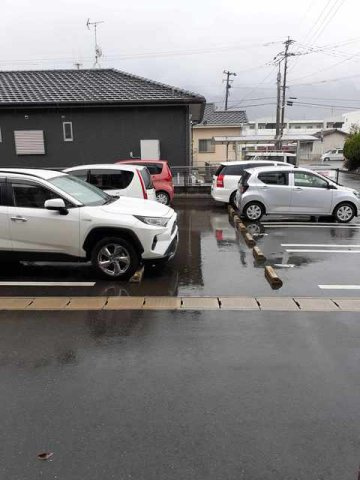 レジデンスドリームＡの駐車場
