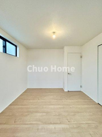 江東区北砂7丁目新築分譲住宅の子供部屋|【子供部屋】お子様を持つ家庭の約6割が「家族や子どものため」に購入を希望。入学後の転校を避け、広い空間でのびのび育てたいなどの親心が、家探しのきっかけになっているようです。
