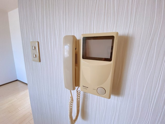 ゴールドハイツＣ棟のセキュリティ|別部屋同間取りのお写真となります。参考にご覧くださいませ。別部屋反転間取のお写真になります。参考にご覧くださいませ。