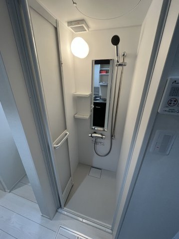 ソレイユテラス東十条のシャワールーム|コンパクトで使いやすいシャワールームです