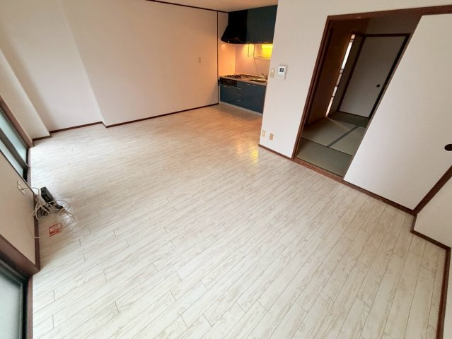 エスポアール西宮北口Ⅱの居間・リビング
