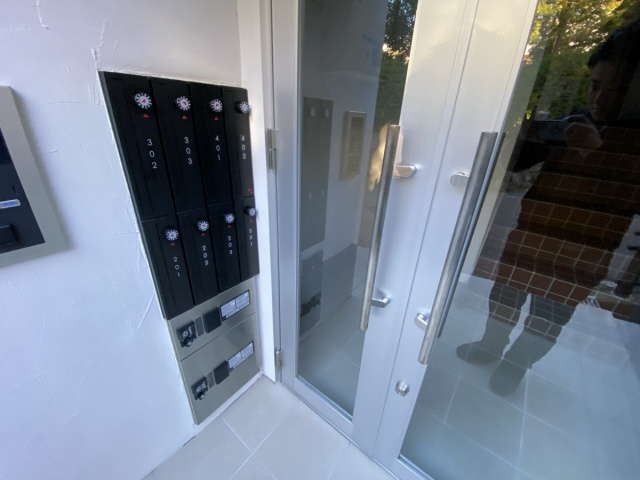 ブラントゥール芦屋のエントランス
