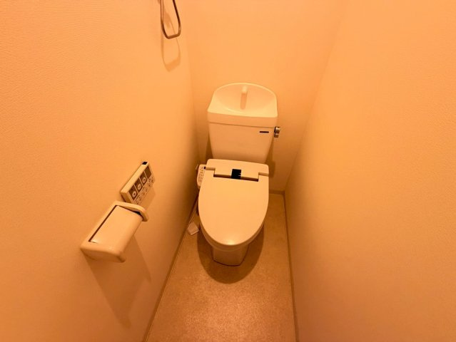 リブレメゾン香櫨園のトイレ