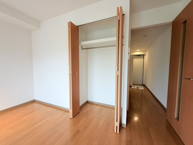 レジディア甲東園の収納