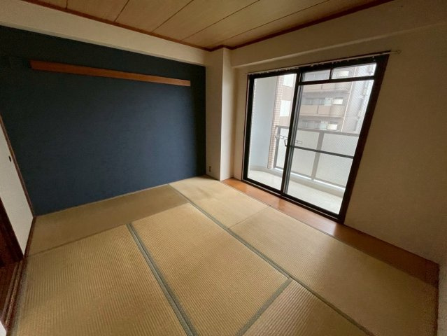 アーバン幸大の和室