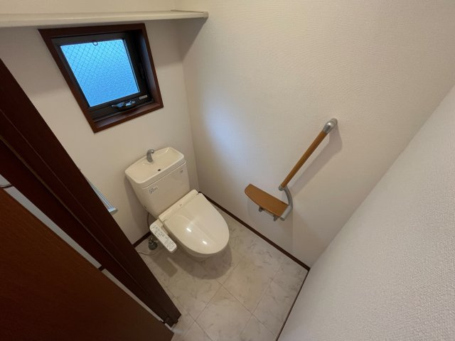 シャーメゾン北夙川B棟のトイレ