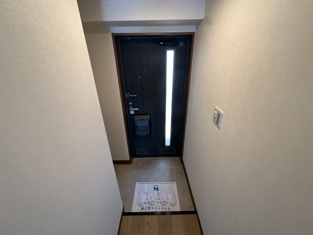 KDXレジデンス夙川ヒルズ　4番館の玄関