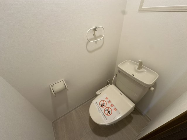 KDXレジデンス夙川ヒルズ　4番館のトイレ