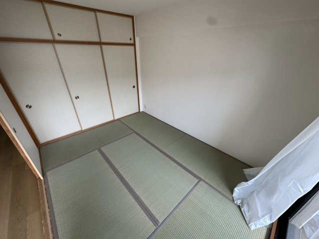 KDXレジデンス夙川ヒルズ　4番館の和室