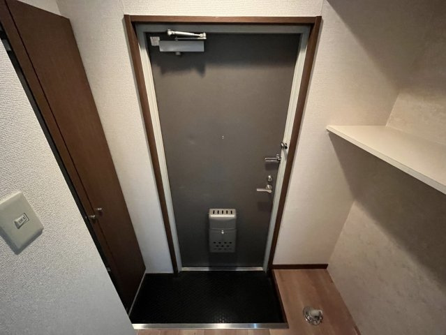 ステラハウス15の玄関