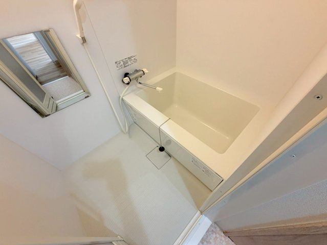 ハイツ室川1の浴室