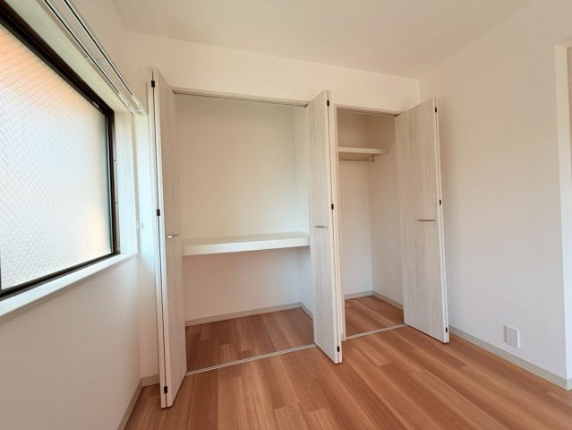 ハイツ室川1の収納