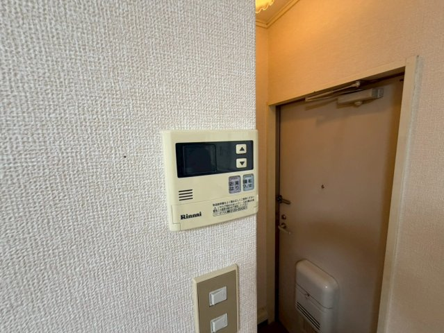 ビビエンダ甲東の玄関