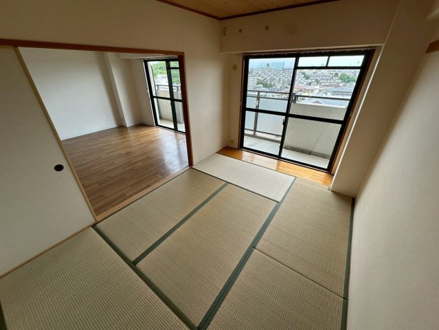 メゾン東山の和室