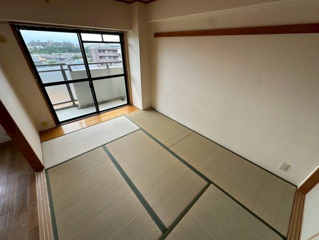 メゾン東山の和室