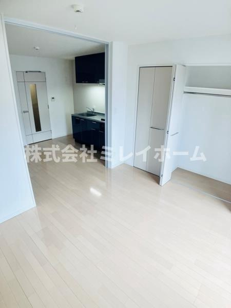 WELL House 東大井の収納|同建物内、別のお部屋の参考写真になります。
