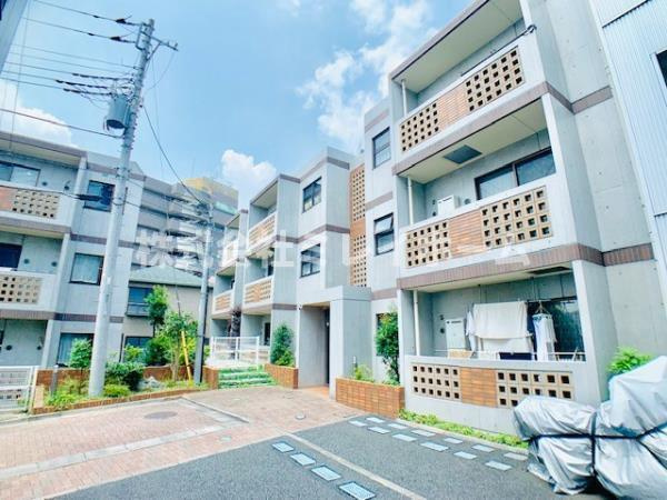WELL House 東大井の外観