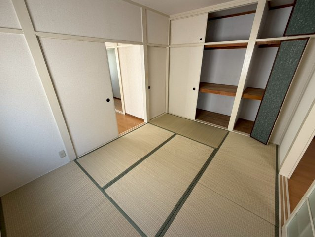 西宮グリーンハイツ1の和室