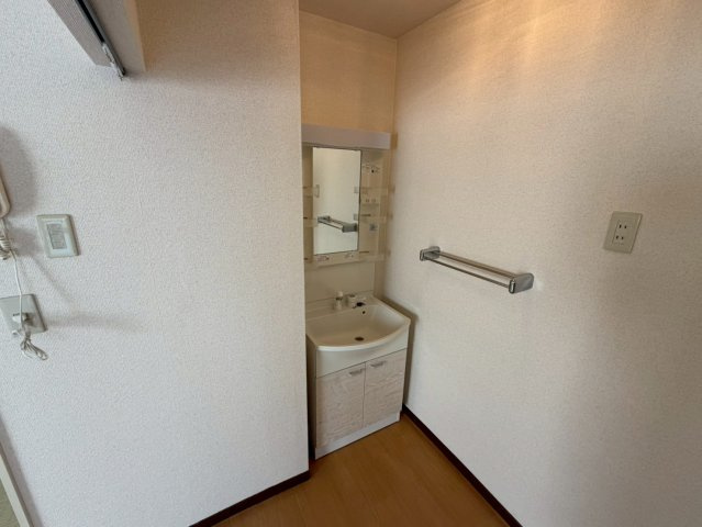西宮グリーンハイツ1の洗面所