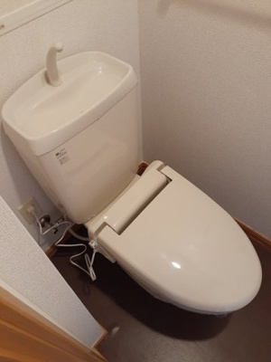 【トイレ】 | サニースクエア | 落ち着いた色調のトイレです