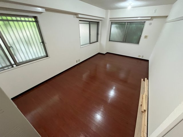 白鷹松下町マンションの内装