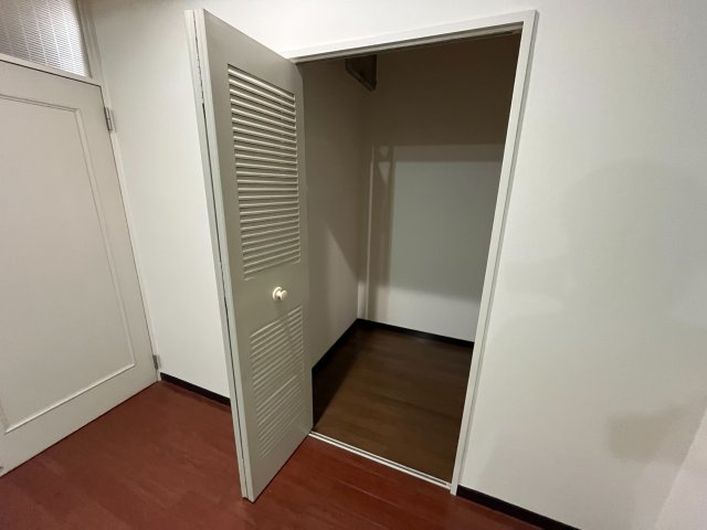 白鷹松下町マンションの収納
