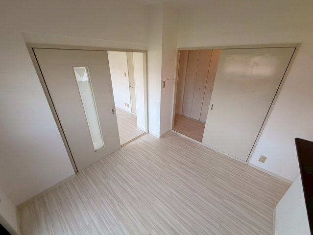 グリーンビュー2号館の居間・リビング