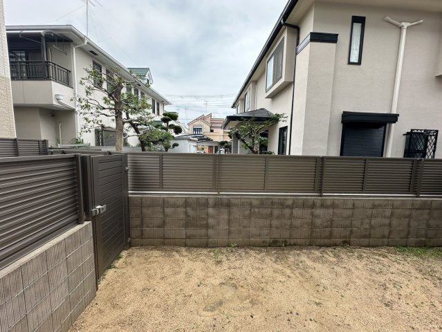 プリーマ甲風園の庭