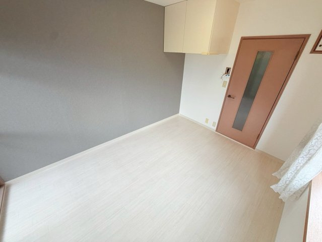 クリスタルカーサⅡの居間・リビング
