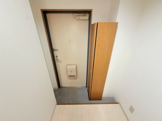 クリスタルカーサⅡの玄関