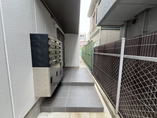 ソリティア西宮のエントランス